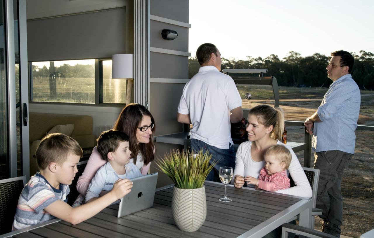 Savannah Cabins, Taronga Western Plains Zoo Dubbo Buitenkant foto